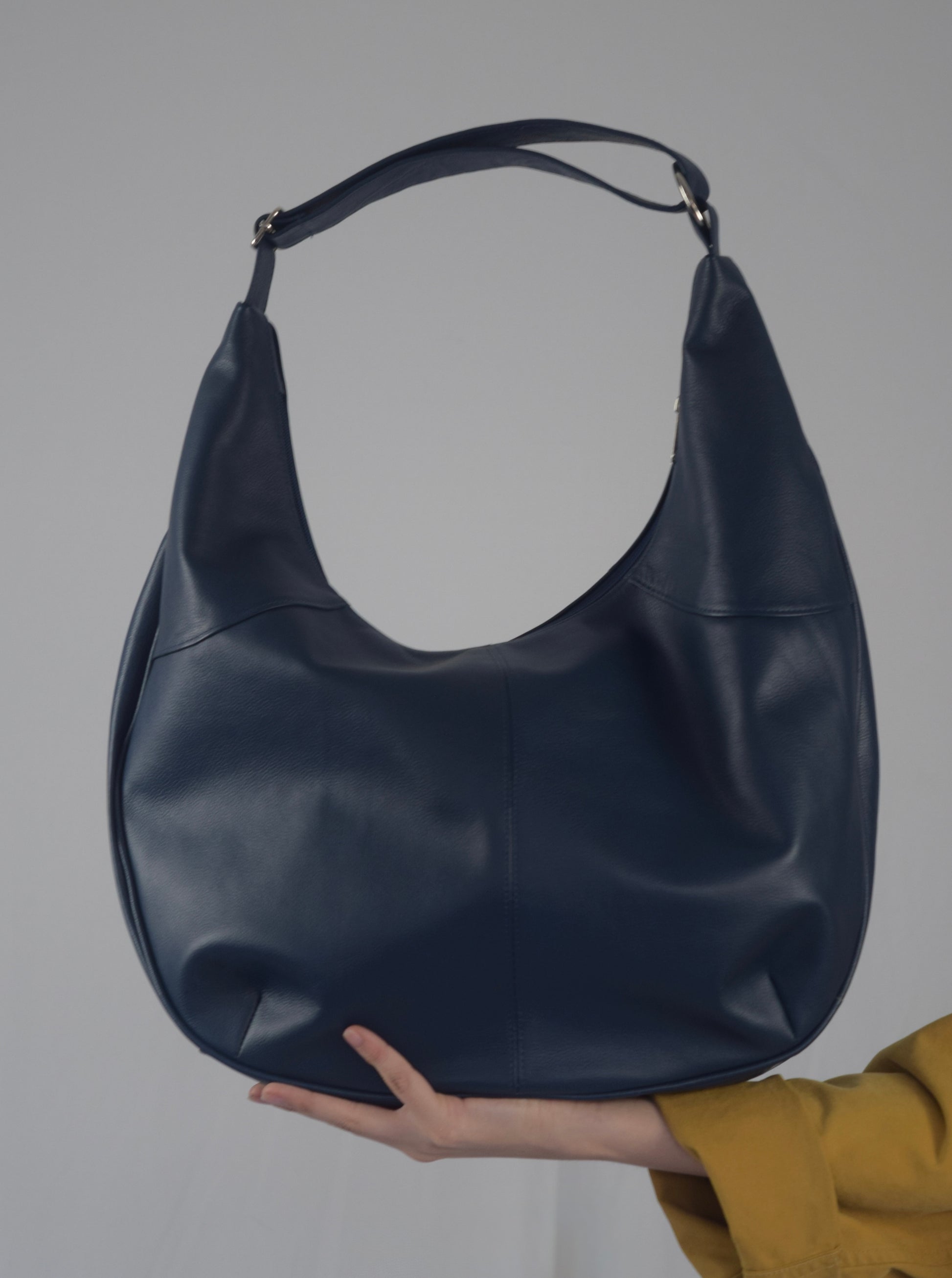 Bag en 100% cuero azul