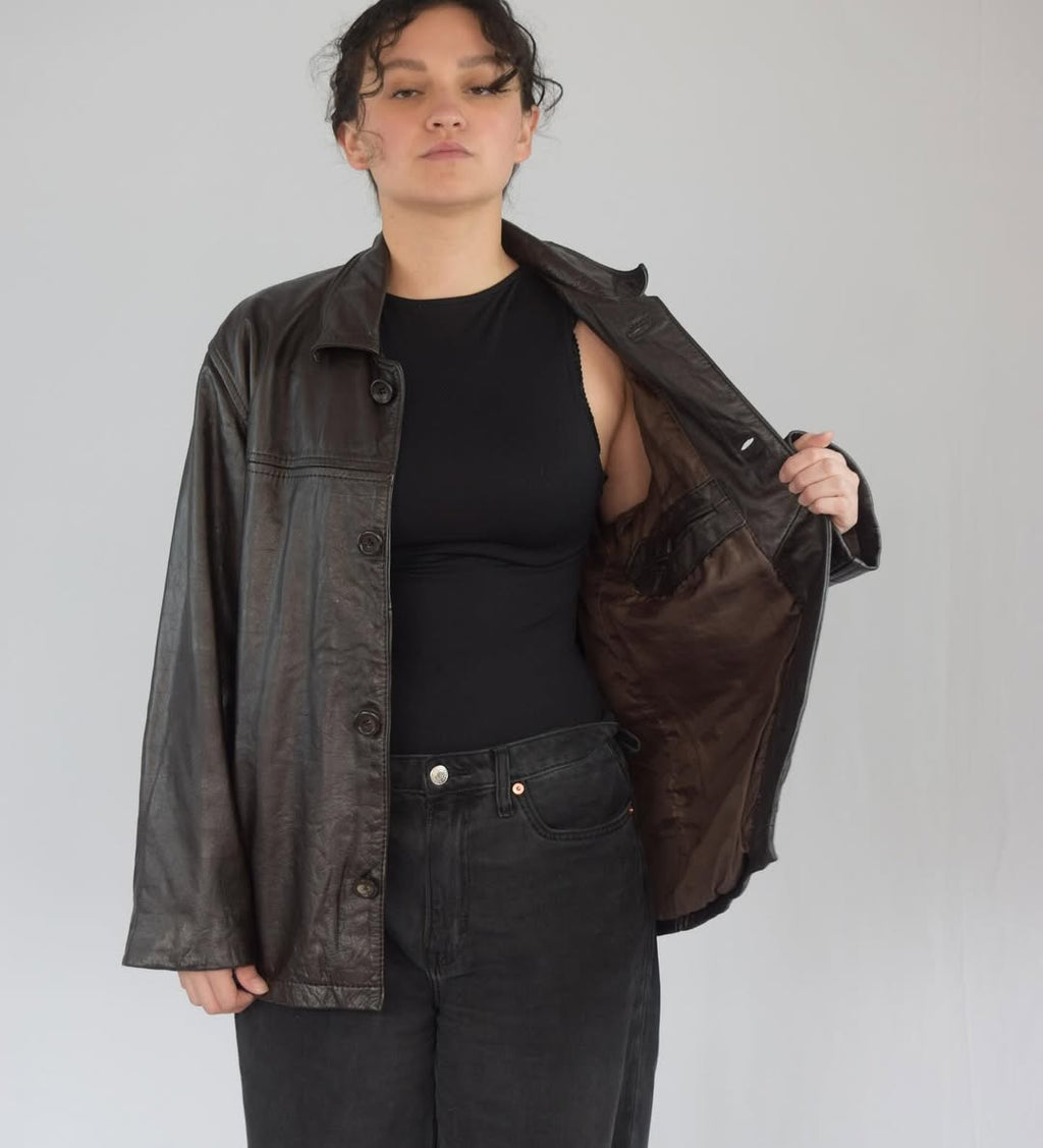 Chaqueta cuero botones