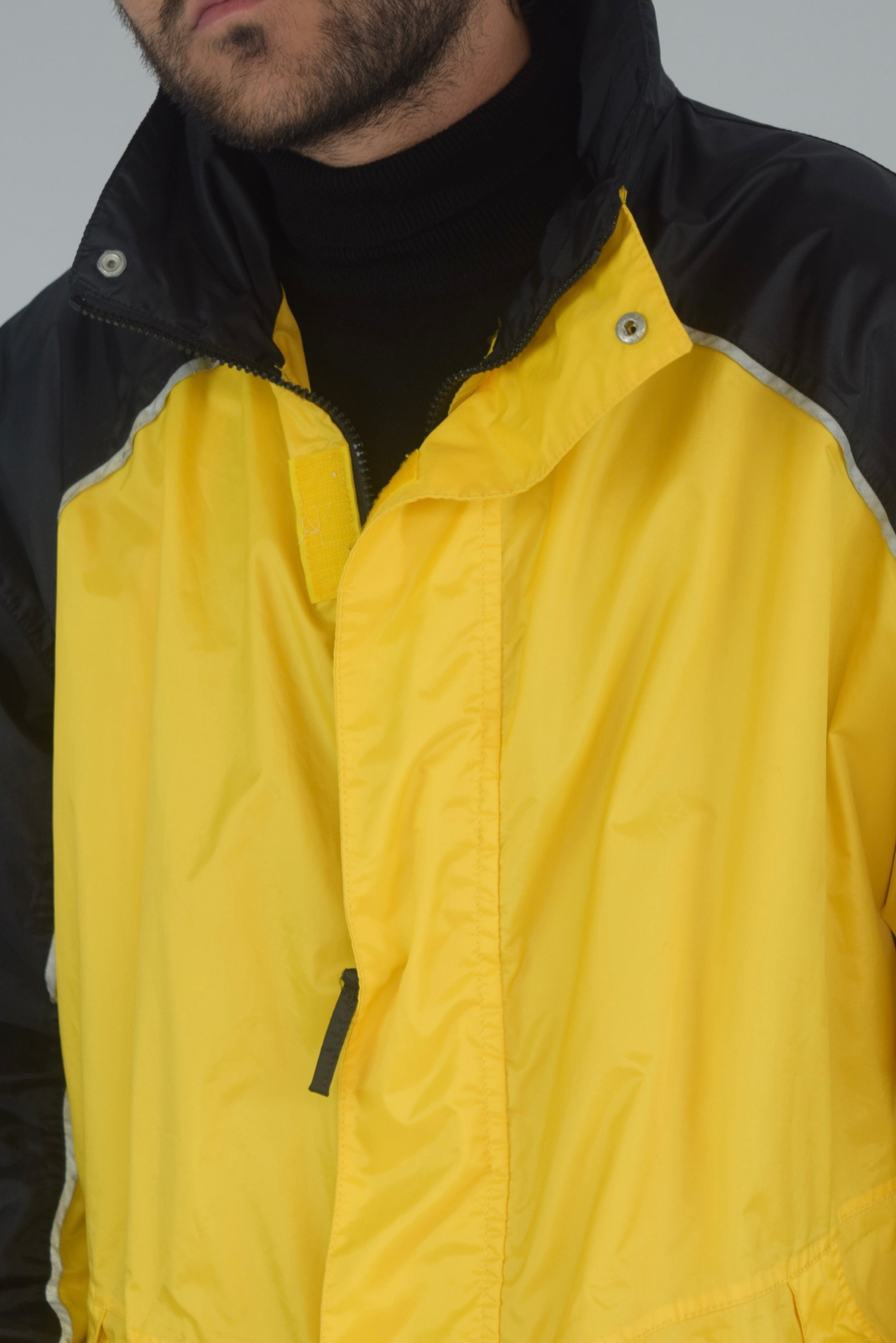 Chaqueta montaña amarilla