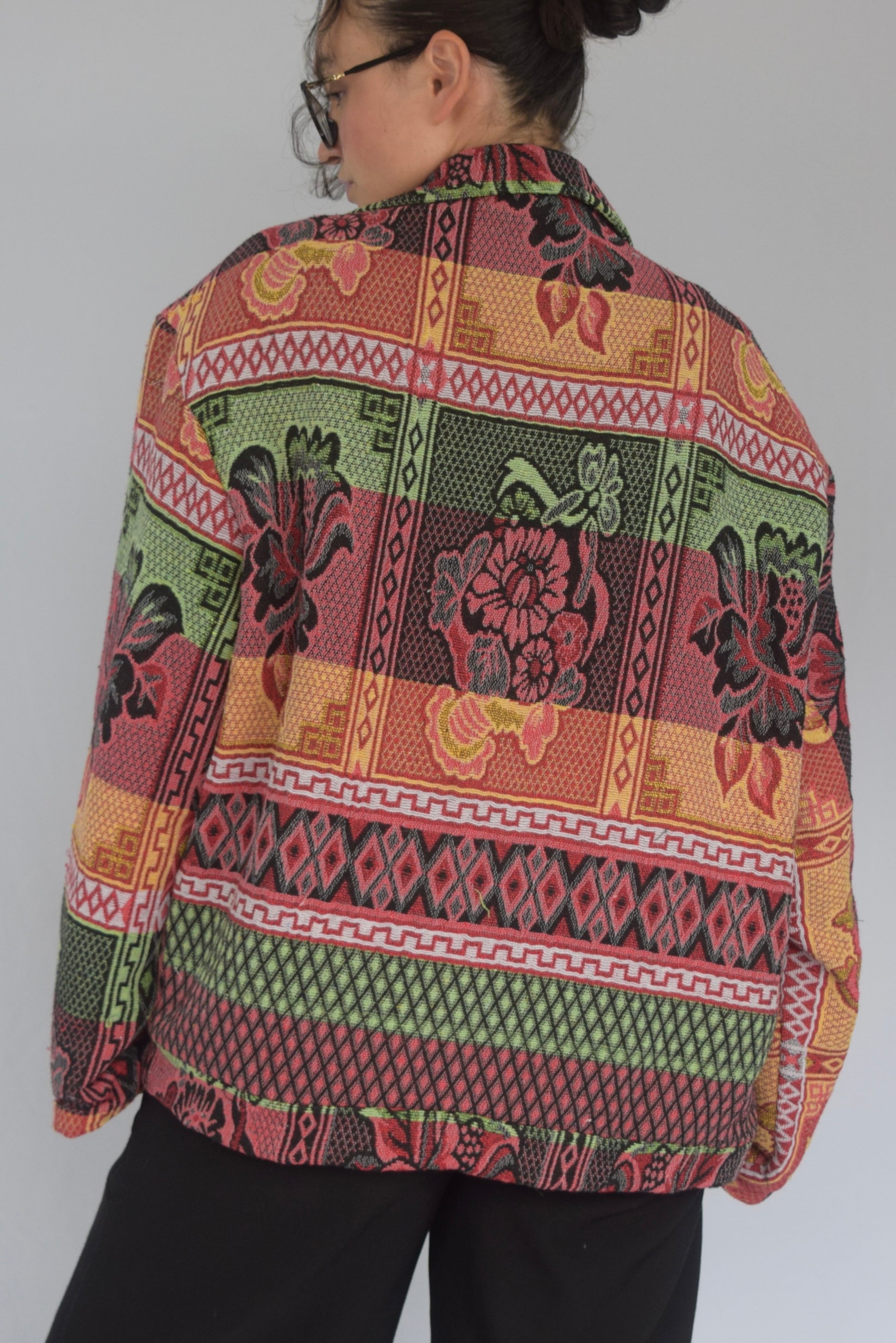 Chaqueta de tela recuperada