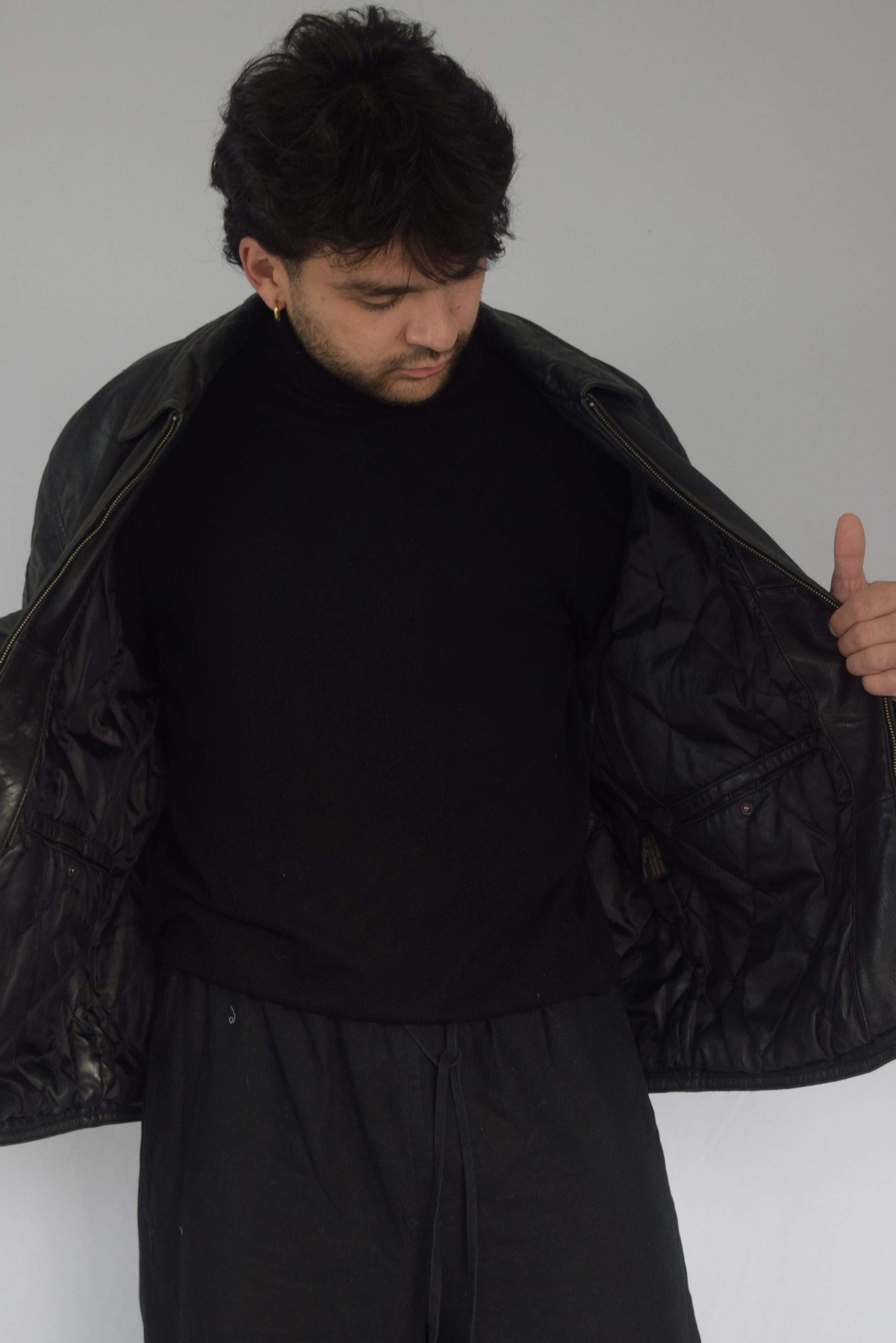 Chaqueta 100% cuero negra