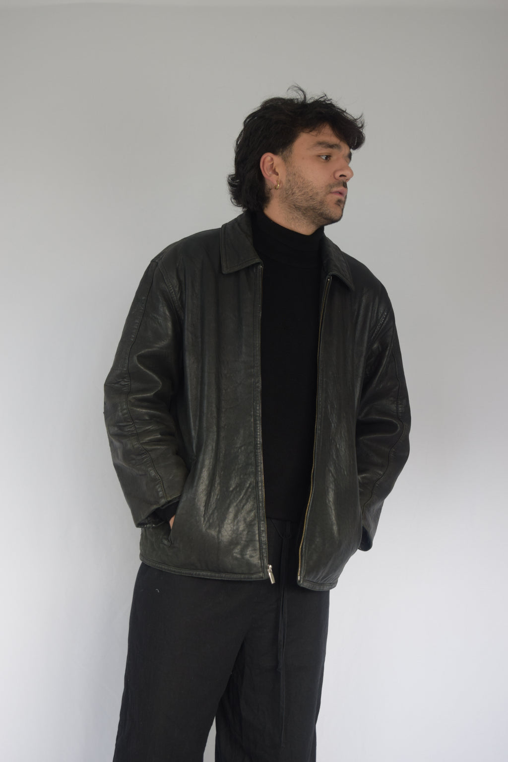 Chaqueta 100% cuero negra