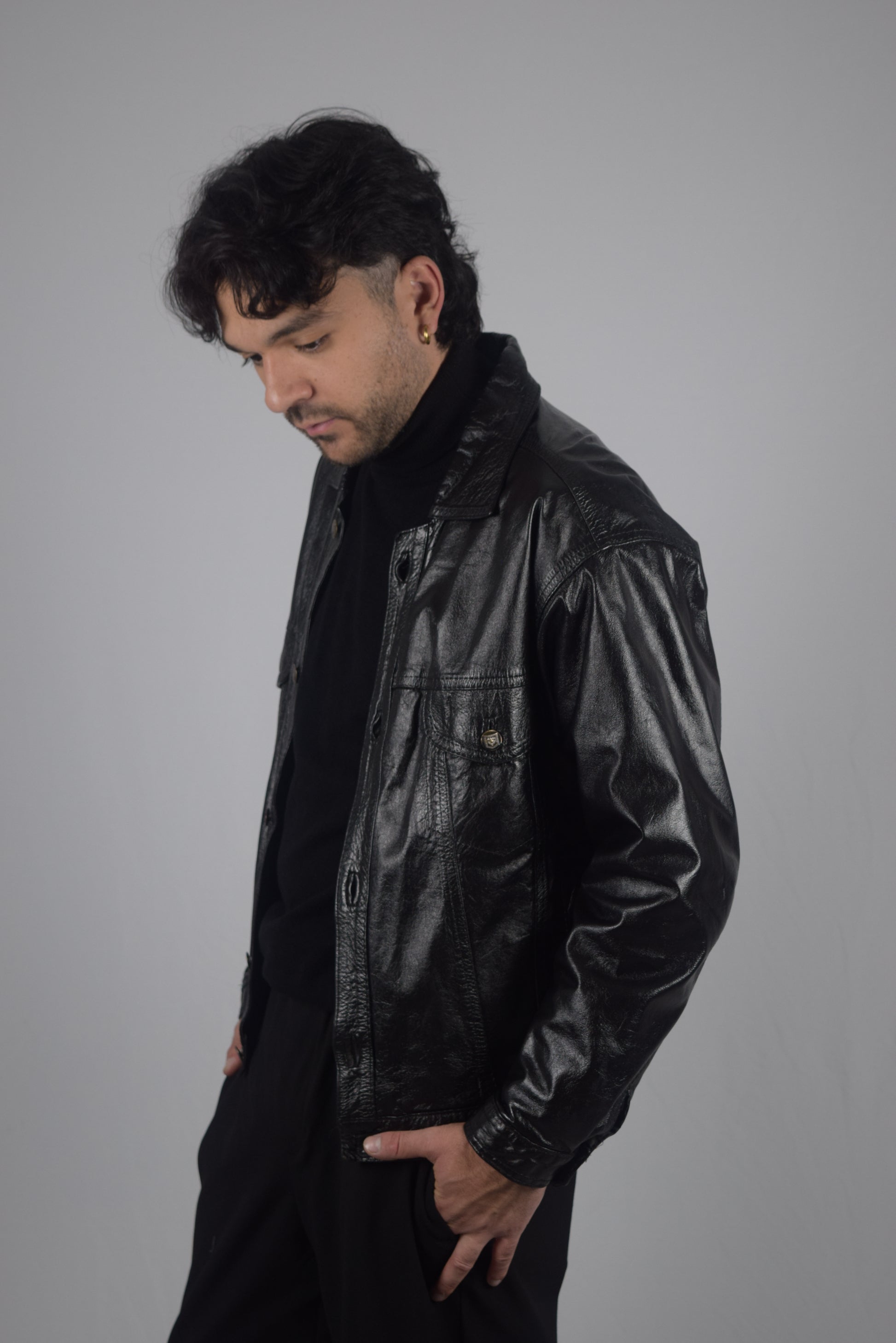 Chaqueta 100% cuero negra