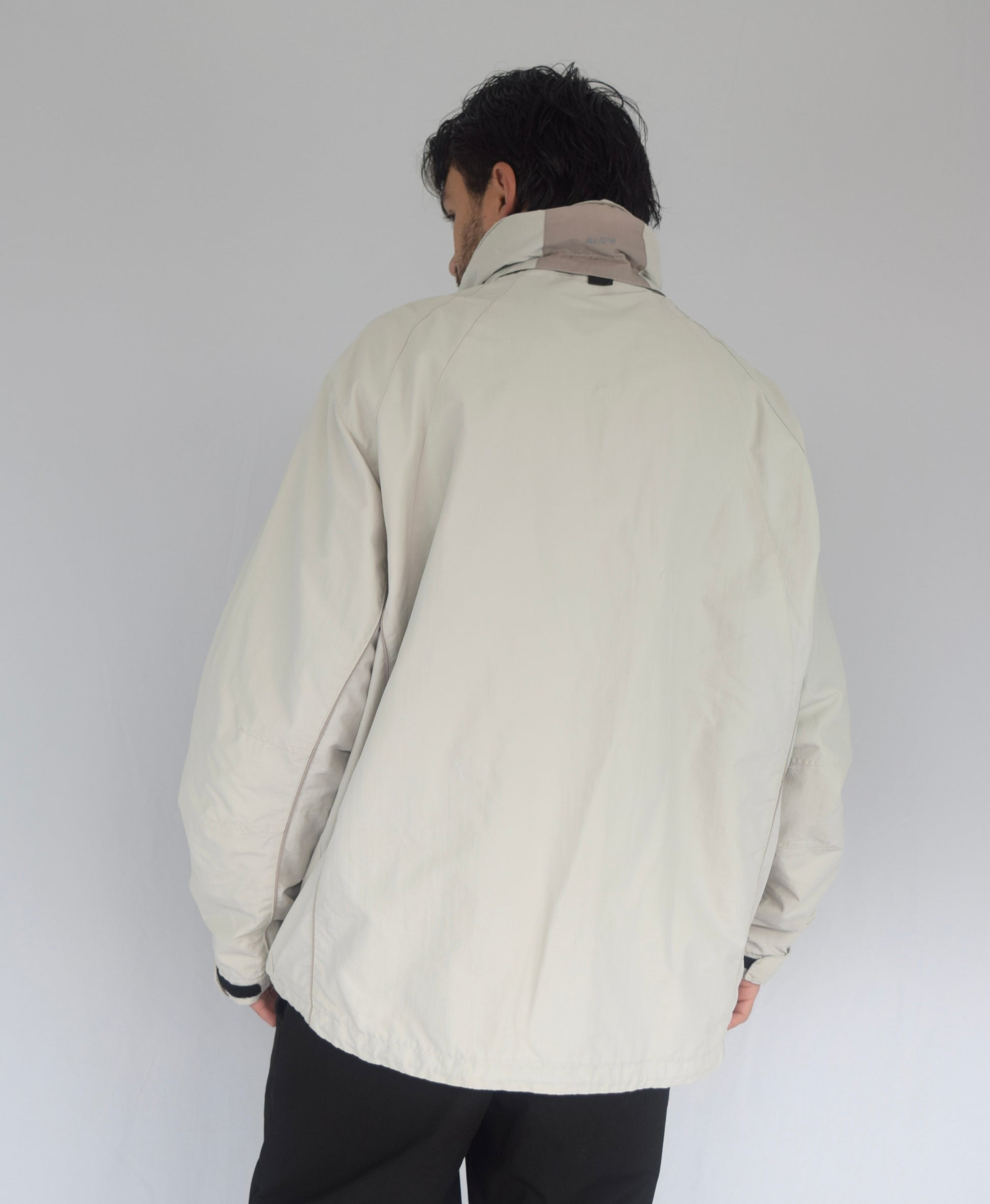 Chaqueta rompelluvia montaña