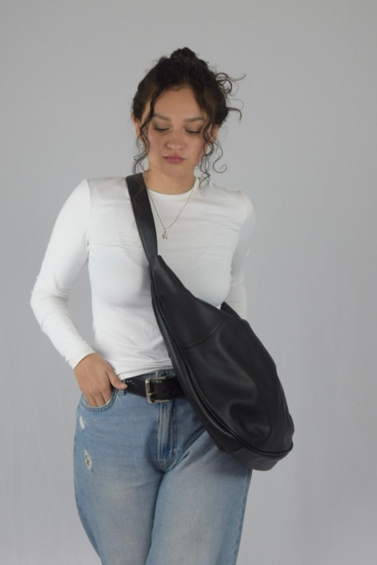 Bolso 100% cuero negro