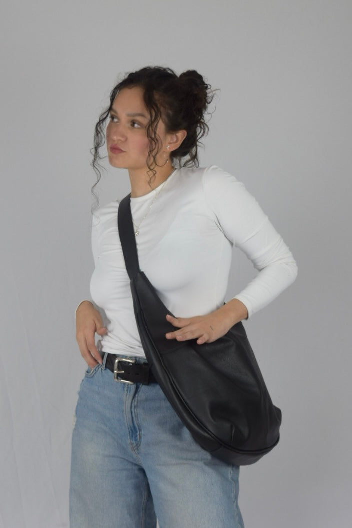 Bolso 100% cuero negro