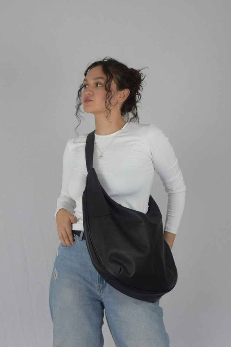 Bolso 100% cuero negro