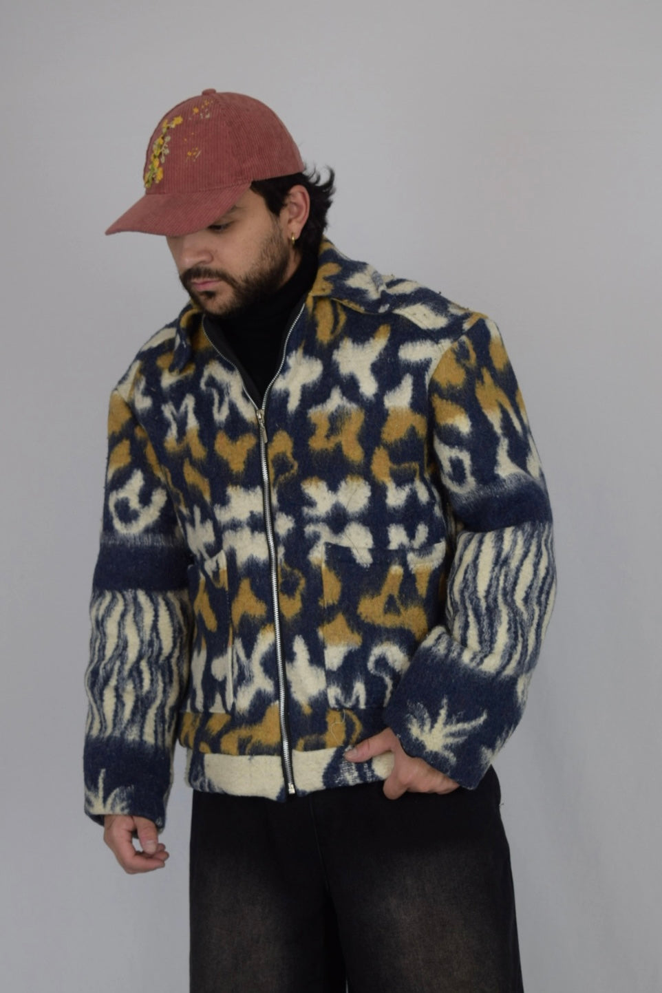 Chaqueta de tela recuperada