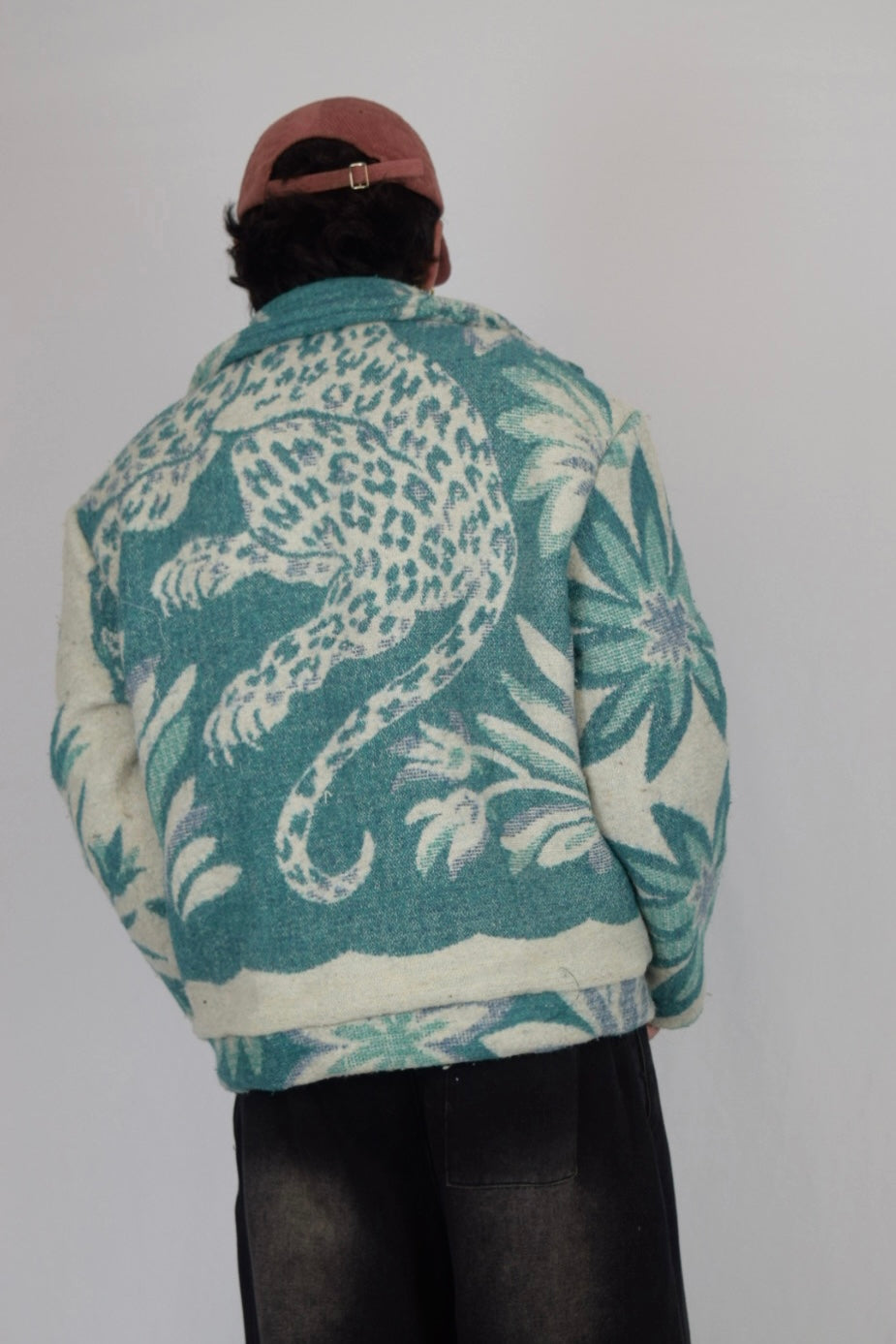 Chaqueta de tela recuperada