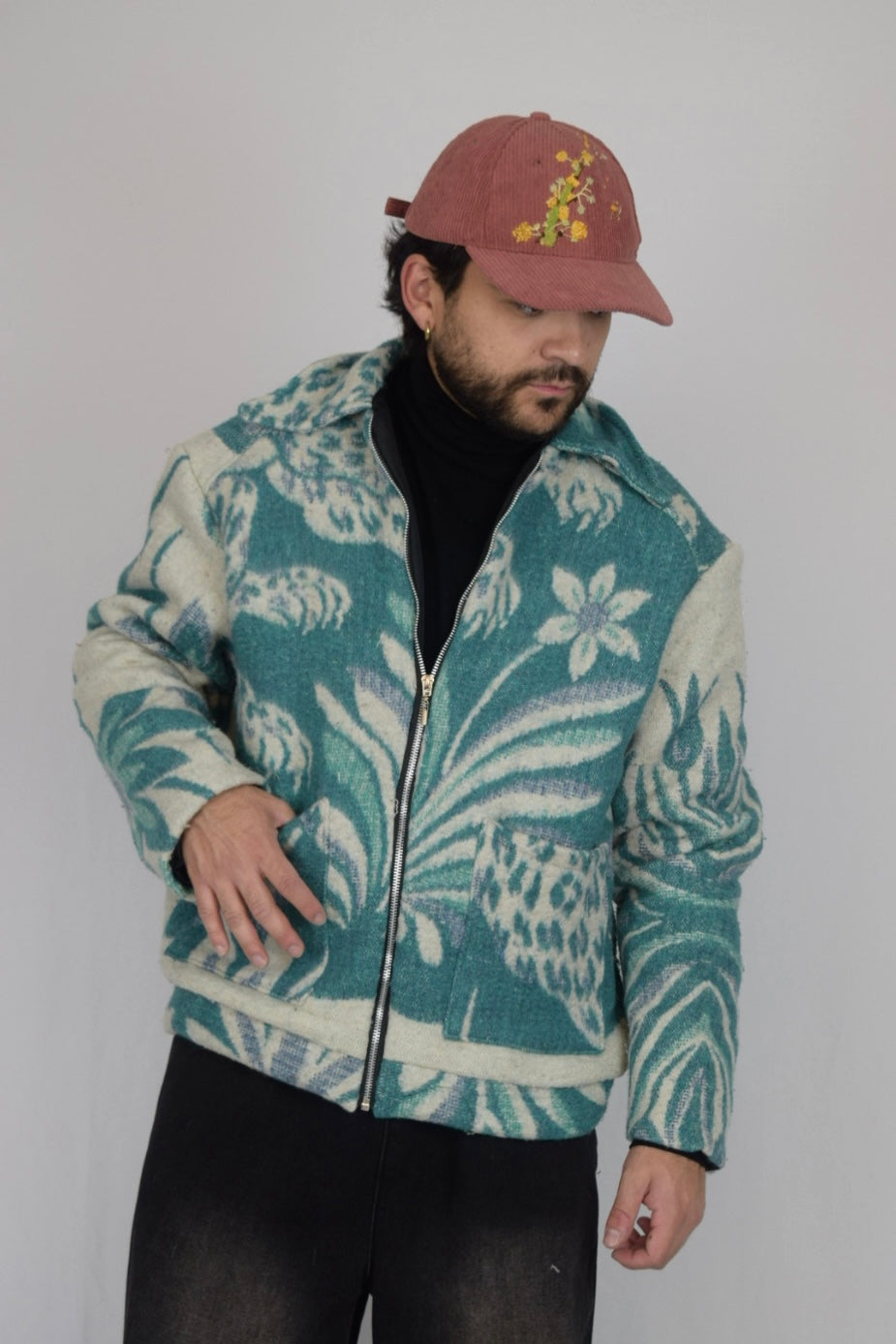 Chaqueta de tela recuperada