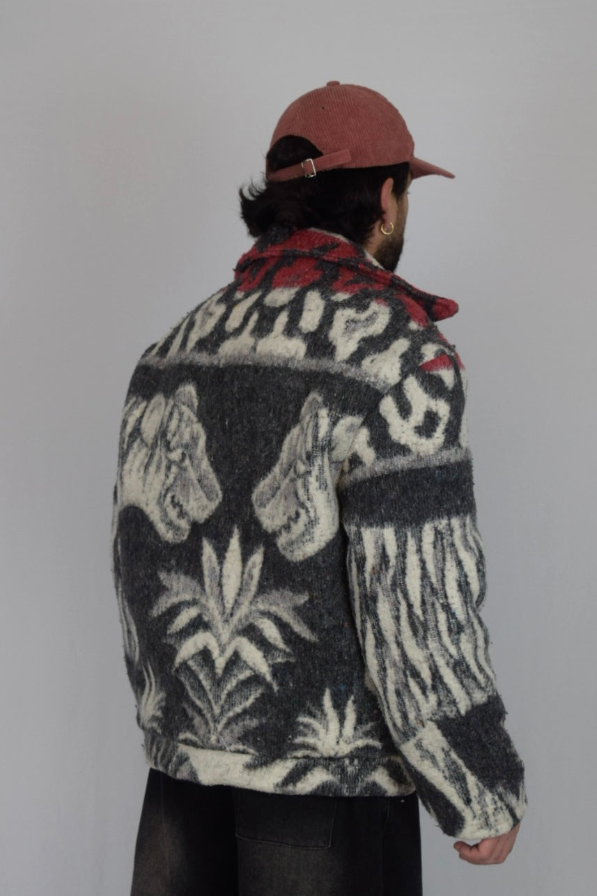 Chaqueta de tela recuperada