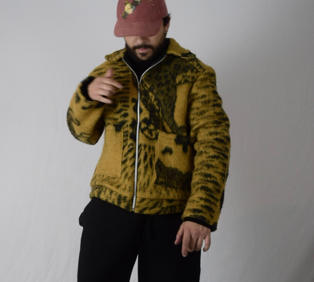Chaqueta 4 tigres amarilla