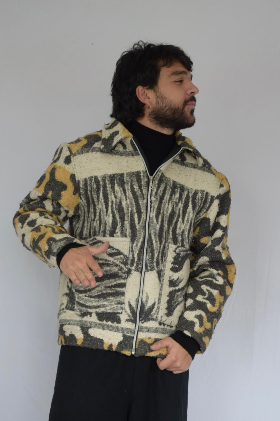 Chaqueta tela recuperada, talla M-L