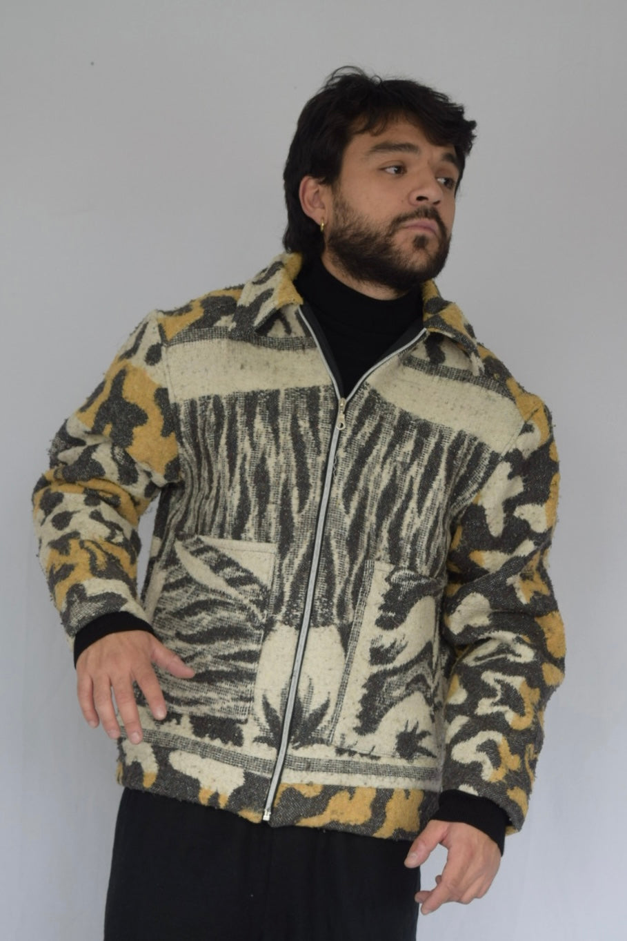 Chaqueta tela recuperada, talla M-L