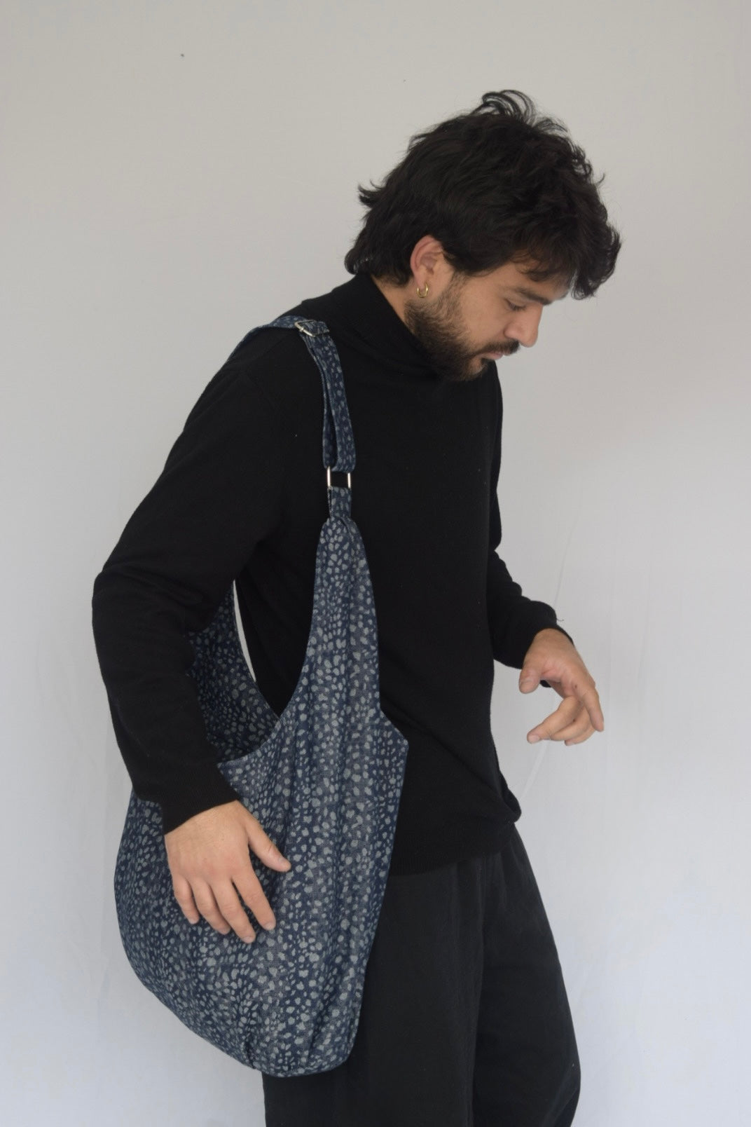 Bolso denim atigrado