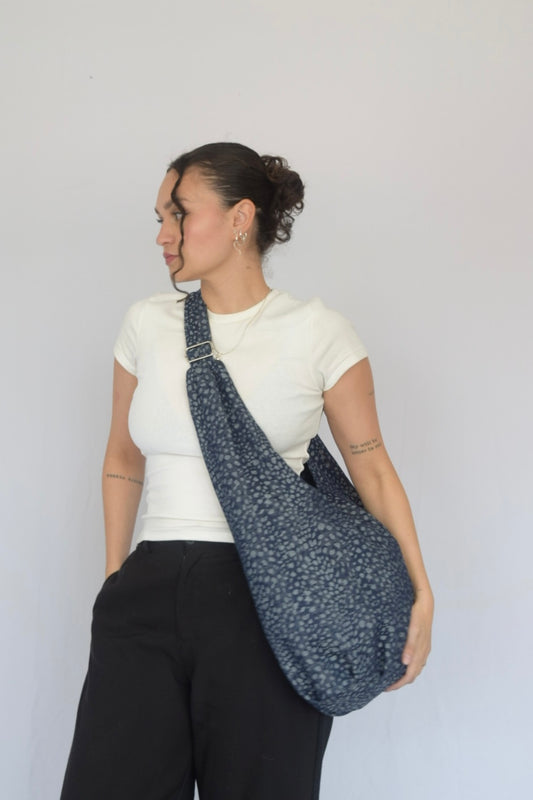 Bolso denim atigrado