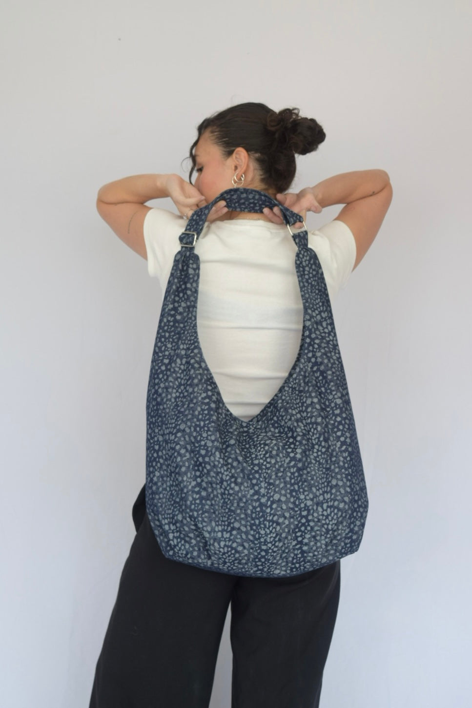 Bolso denim atigrado