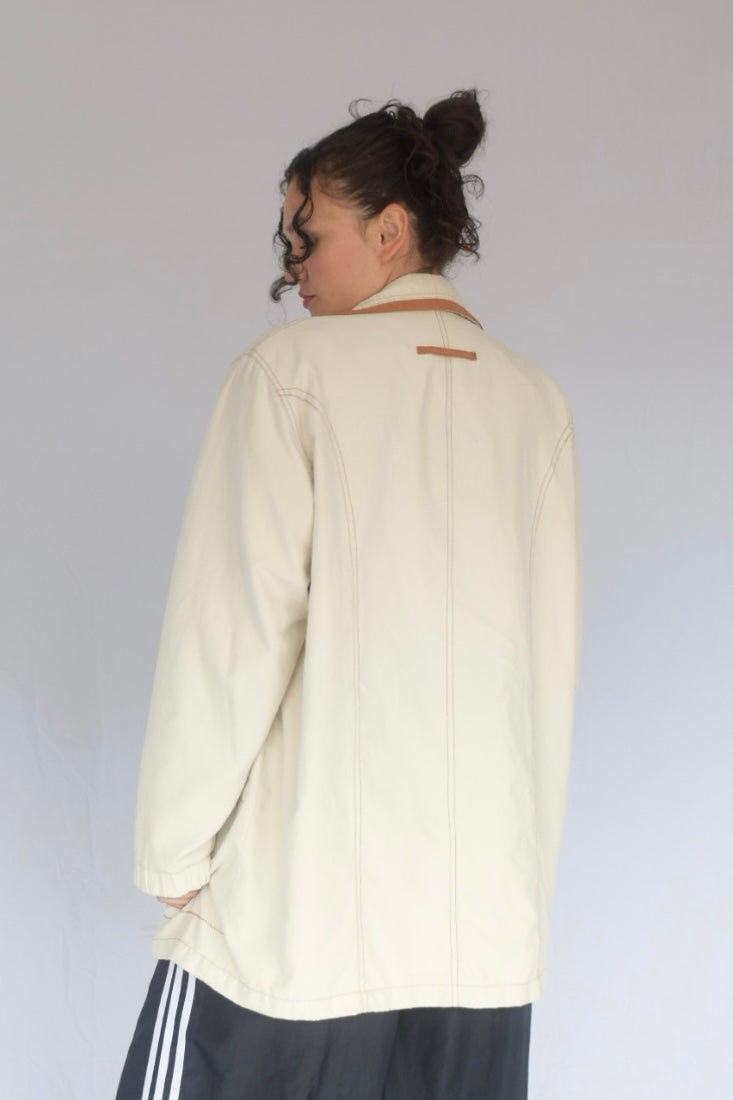 Chaquetón delineado