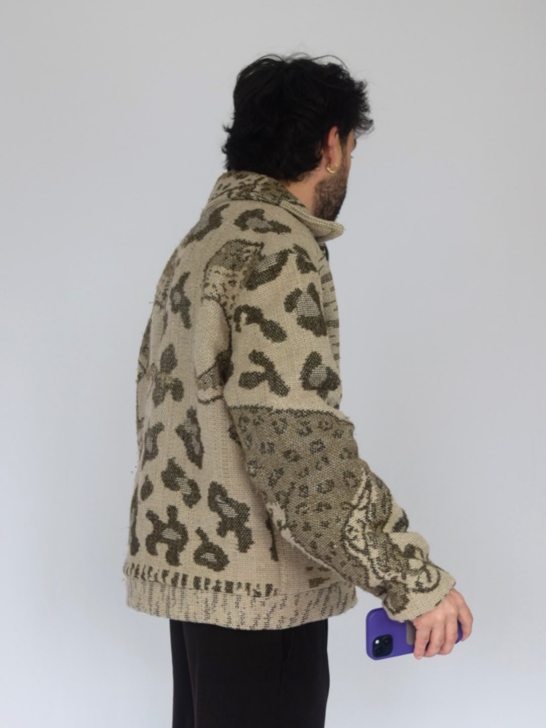 chaqueta 4 tigres café