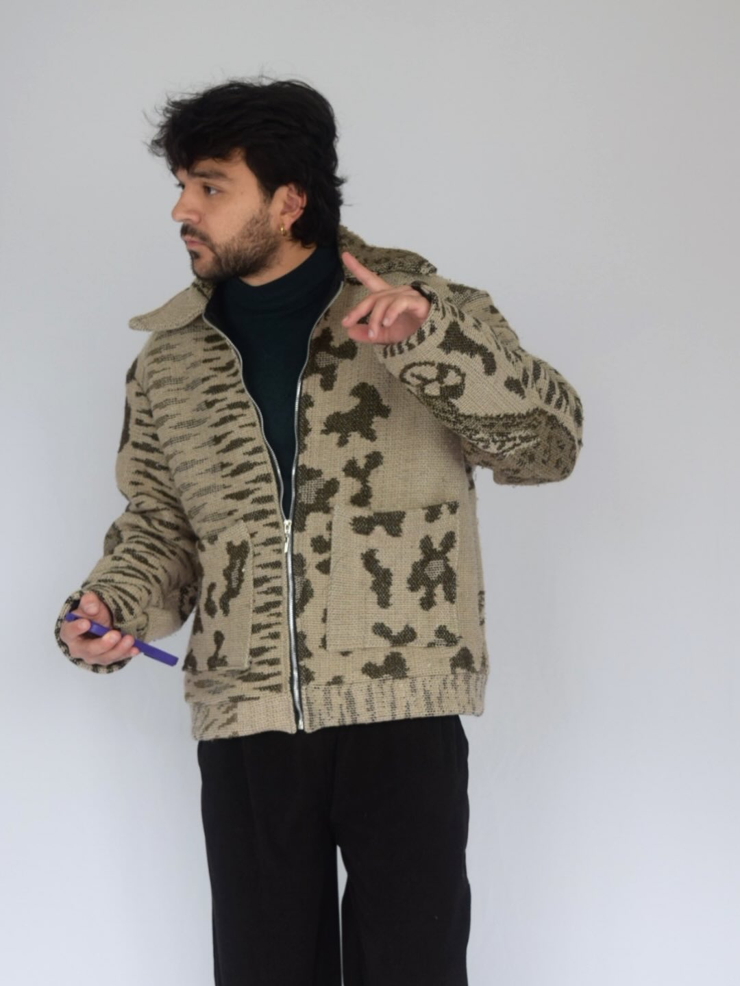 chaqueta 4 tigres café