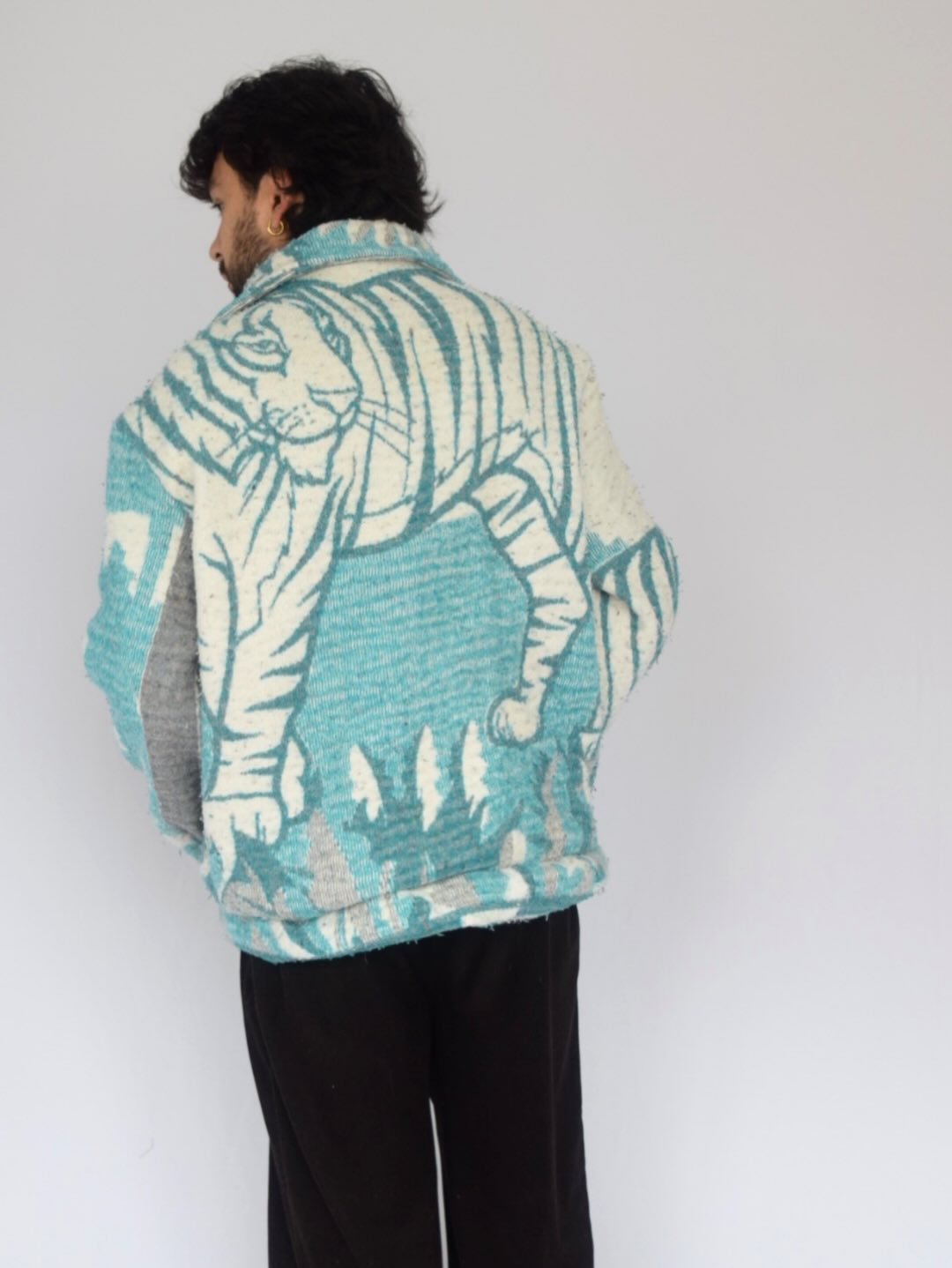 chaqueta 4 tigres azul